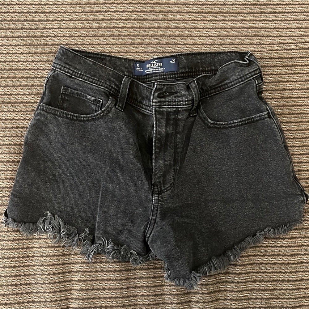 Black Shorts from Hollister size 5, W:27